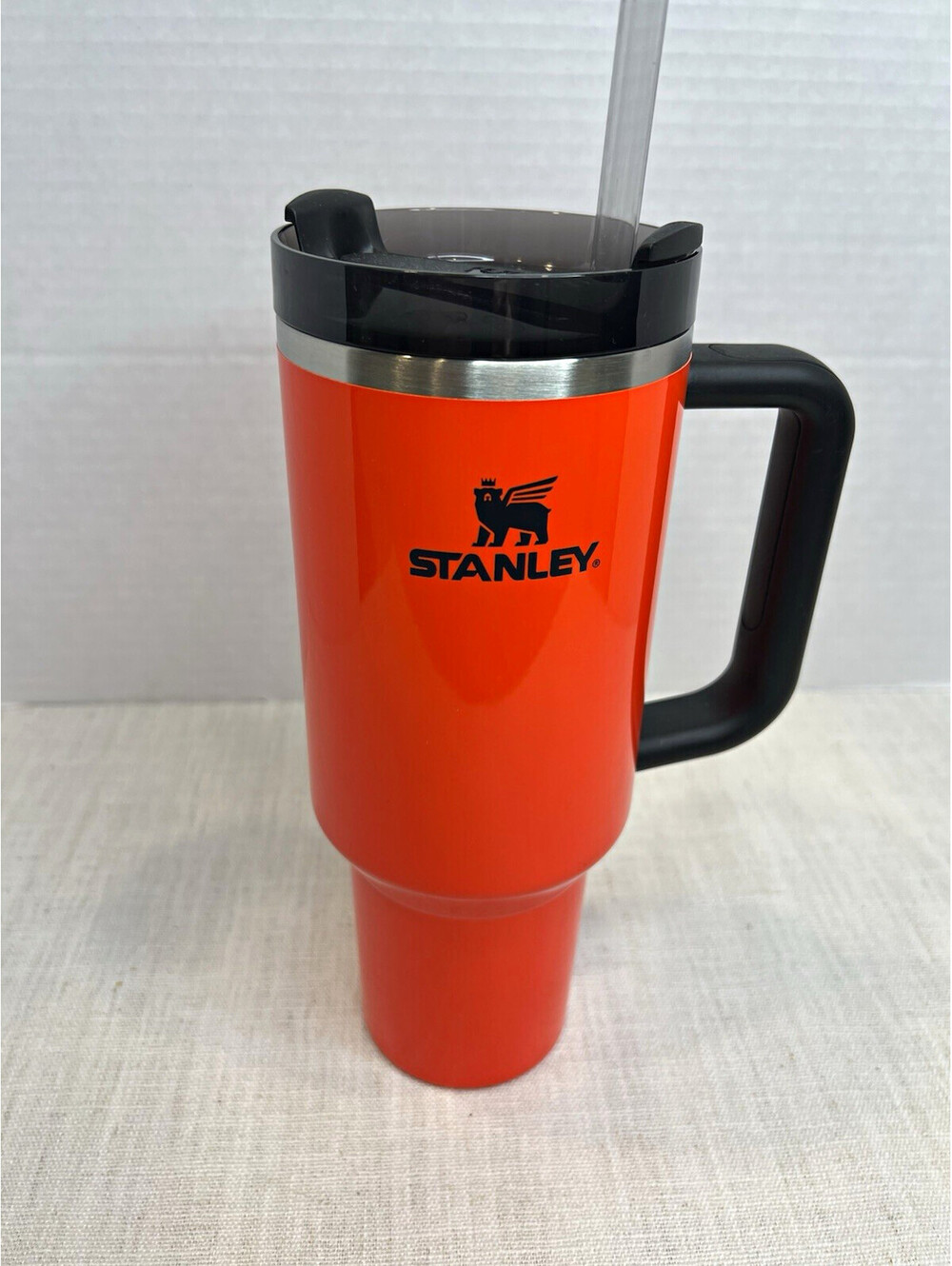 Stanley Quencher H2.0 FlowState 40oz Neon Orange w/ Handle Lid Straw